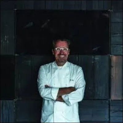 Laurent Petit est un chef cuisinier français étoilé installé à Annecy.