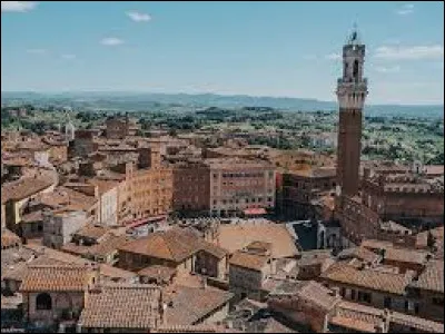 O&ugrave; se situe Sienne ?