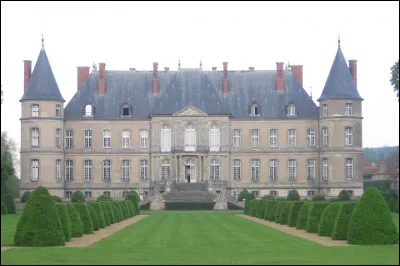 Dans quel département peut-on trouver le château d'Haroué ?