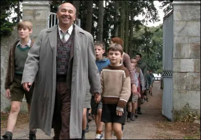 Quel cinéaste français a réalisé le film "Les Choristes" (2004) ?