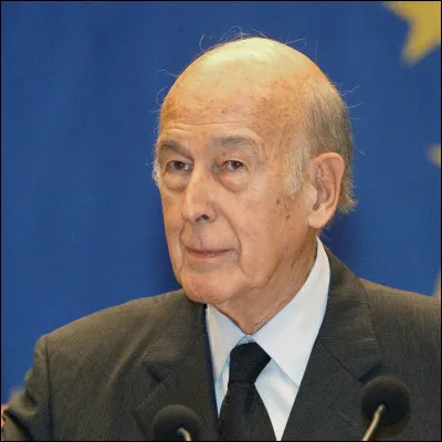 Cet homme politique, onze ans ministre des finances puis Président de la République de 1974 à 1981, se prénomme ...