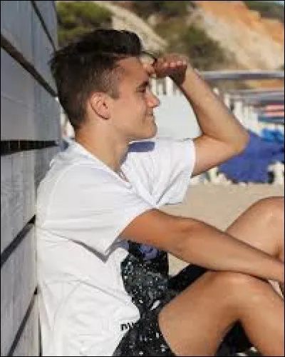 Dans quelle ville habitait-il avant de déménager ?