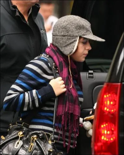 Comment s'appelle la premire fille de Tom Cruise ?