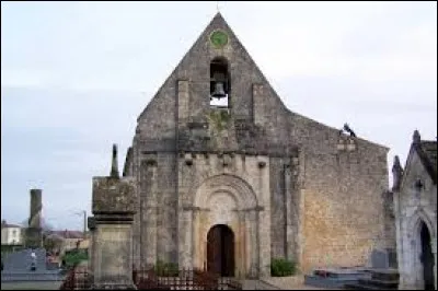 Nous terminons notre balade à Saint-Martial. Autre commune de Nouvelle-Aquitaine, celle-ci dans l'Entre-deux-Mers, elle se situe dans le département ...