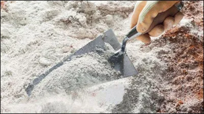 Le cycle de la chaux. Essentiel dans la rénovation du bâti ancien, ce cycle est, dans l'ordre depuis sa fabrication jusqu'à la pose du mortier et sa prise...