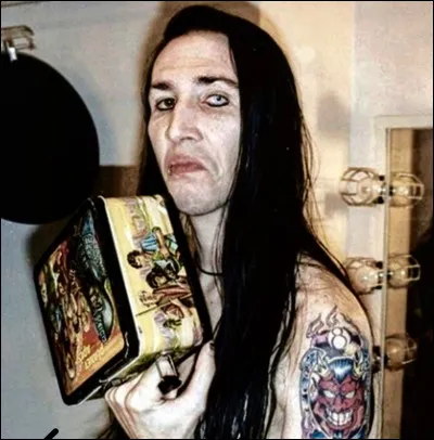 De quel groupe Marilyn Manson a-t-il fait la première partie en 1994 ?