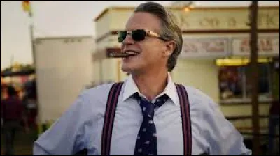 Quelle est la profession de Larry Kline ?