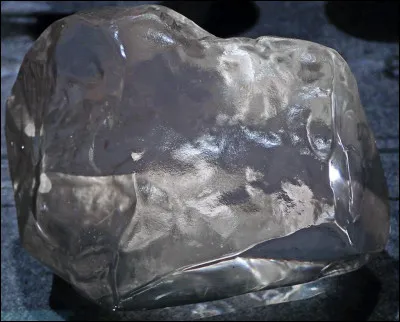 Le Cullinan est le plus gros diamant brut jamais découvert. Dans quel pays a-t-il été découvert ?