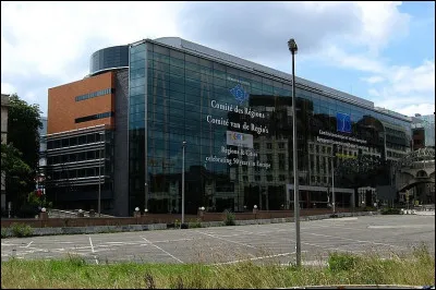 Le Comité des régions a été crée :