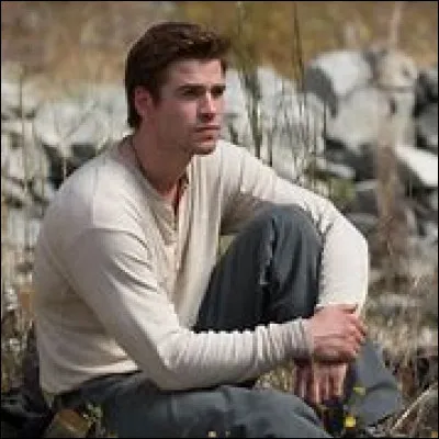 Comment s'appelle le meilleur ami de Katniss ?