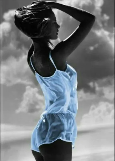 Qui interprétait la chanson dont je vous donne un extrait "Elle est faite pour moi, toute en douceur, juste pour mon cur" ?