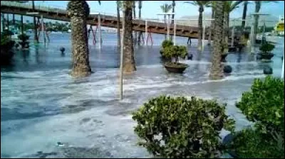 Il pleut depuis plusieurs jours, attention...