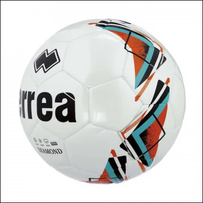 Quel est le diam&egrave;tre d'un ballon de football &agrave; 11 (Taille 5) ?