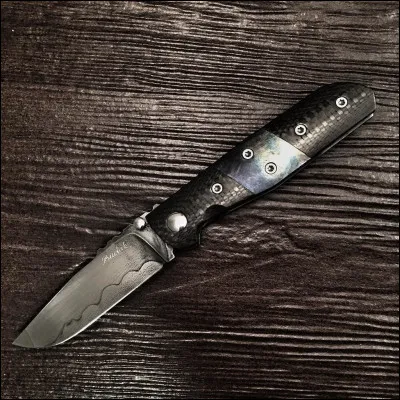 À qui doit-on le roman "Vol au-dessus d'un nid de coucou ?