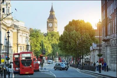 En quelle année Charles de Gaulle est-il décédé ?