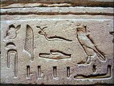 &Agrave; quelle lettre correspond le hi&eacute;roglyphe d'une main tendue ?