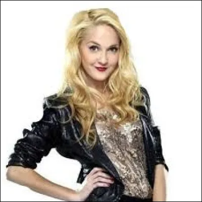 Qui est l'ami d'enfance de Ludmila ?