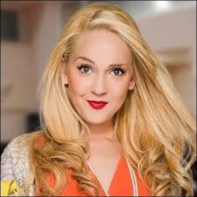 Quel personnage Mercedes Lambre joue-t-il ?