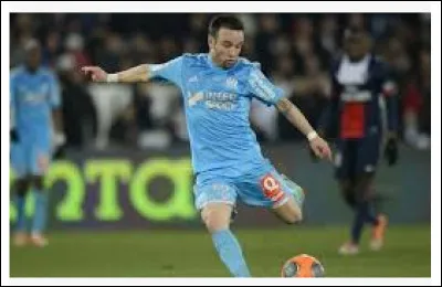 La mobylette Mathieu Valbuena part définitivement de la Ligue 1 à 33 ans (de Lyon, en 2017, pour 3,5 millions), après avoir les beaux jours de Marseille. Où est-il maintenant ?