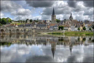 Comment appelle-t-on les habitants de La Charité-sur-Loire ?