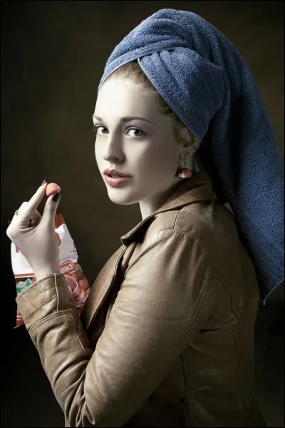 Cette "Jeune fille &agrave; la fraise" &eacute;voque :