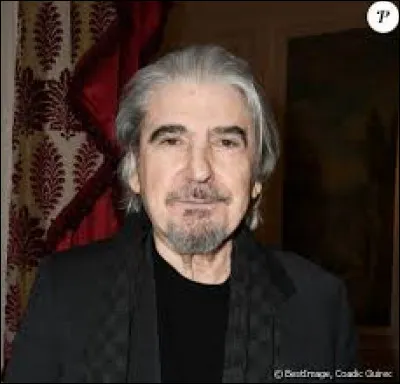 Lequel de ces hommes chantait "Je suis malade" ?