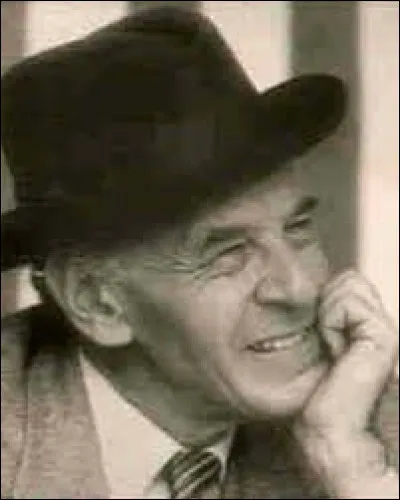 Il crée la société "Les Films Ariane" en 1945. Il obtient un César d'honneur en 1982. Il s'agit de :