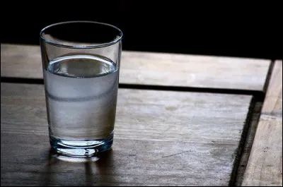 Qui est l'auteur de la citation : "Il est vraiment rare qu'on se quitte bien, car si on était bien, on ne se quitterait pas." ?