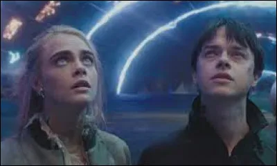 Les deux agents ont une mission, laquelle est-ce ?