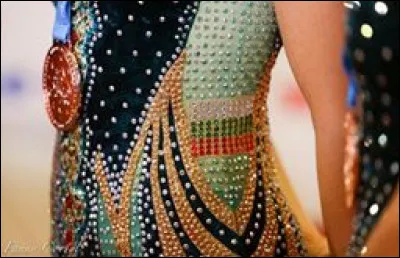 En quelle année les paroles ont pu être utilisées dans les musiques en individuel (International) ?