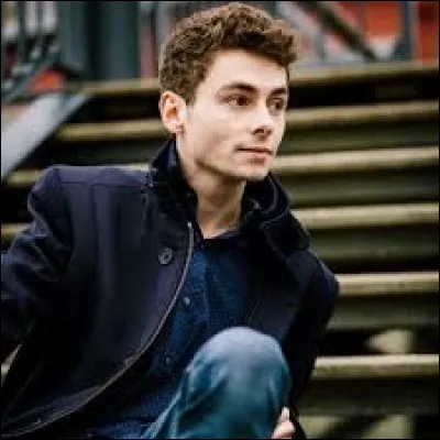 Quel est ce youtubeur ?