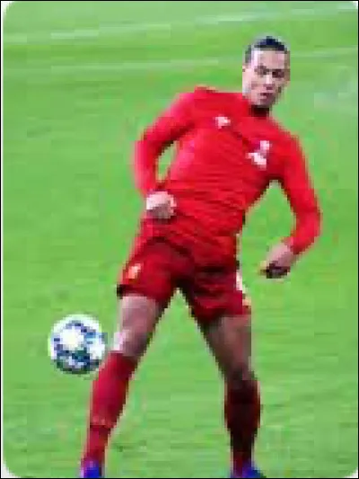 Quelle est l'année de naissance de Van Dijk ?