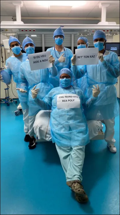 Complétez : 
"Et loin des beaux discours,
Des grandes théories,
À leur tâche chaque jour,
Sans même ...
Ils sauvent des vies".