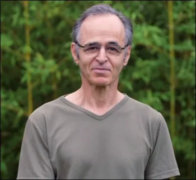 Complétez : 
"Caissières, éboueurs,
Un cadre, ouvrier,
Un routier, un facteur,
... ".