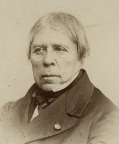 Qui est ce peintre français du mouvement néo-classicisme, connu pour ses nombreux portraits, mort en 1806 ?