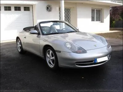 Quel est le nom de cette voiture ?