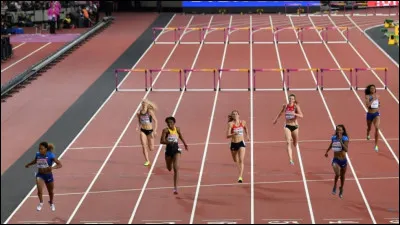 Athlétisme : Combien d'obstacles retrouve-t-on sur une épreuves de 400 m haies ?