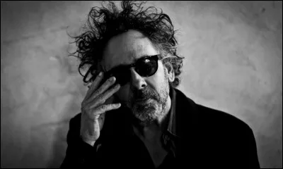 Qui est ce réalisateur du film ''Mars Attacks!'' ?