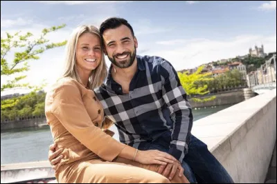 Comment se prénomme le compagnon d'Amandine Henry ?