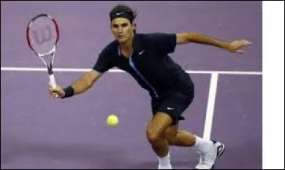 Au tennis de table, est-il autorisé de faire une volée (prendre la balle sans laisser de rebond dans son camp) ?