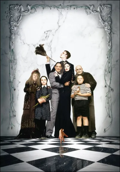 Christopher Lloyd, dans la famille Addams, est :