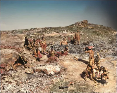 Quand la chasse était terminée, la viande découpée et conservée, quelle autre activité les hommes préhistoriques pouvaient-ils avoir ?