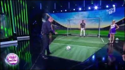 Qui présentait "Chéri, t'es le meilleur" ?