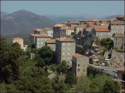 Selon Prosper Mérimée c'est ''la plus corse des villes corses''.