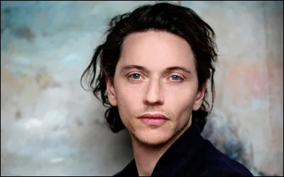 Qui a chanté "Caravane" ?