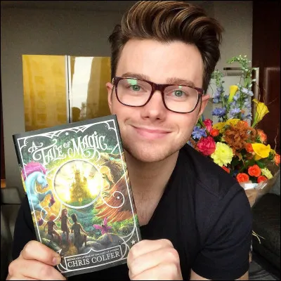 Qui interprète-t-il dans cette série ?