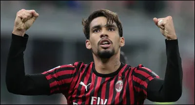 Quelle est la particularité de Lucas Paqueta, joueur du Milan A.C. ?