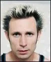 Mike Dirnt est actuellement mari avec ... ?