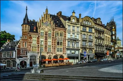 Trouvez le pays de Charleroi.