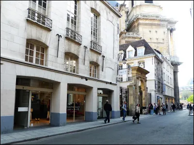 Si un jour, seule dans la rue, tu te fais aborder par un mec, que réponds-tu ?